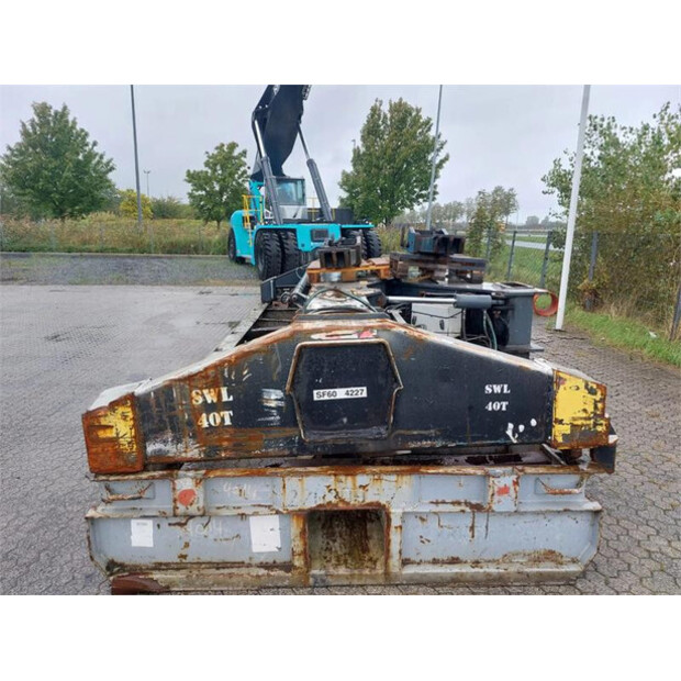 2006 CATRACOM FLT 3240-45008114