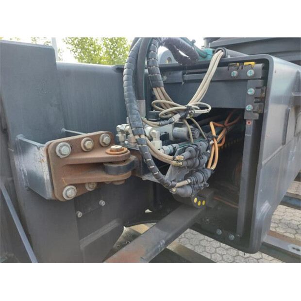 2017 الما 817-19046-45008158