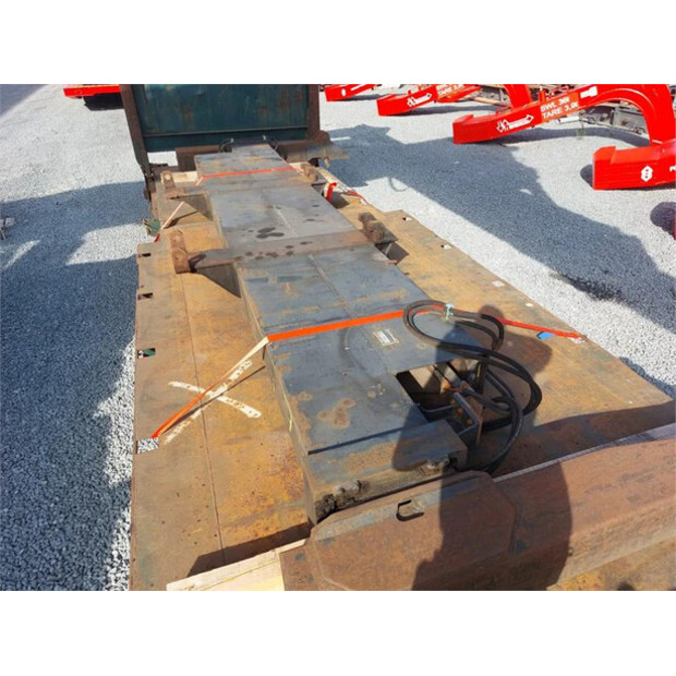 2000 سفيتراك 565-45008163