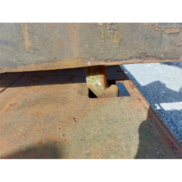 2000 سفيتراك 565-45008165