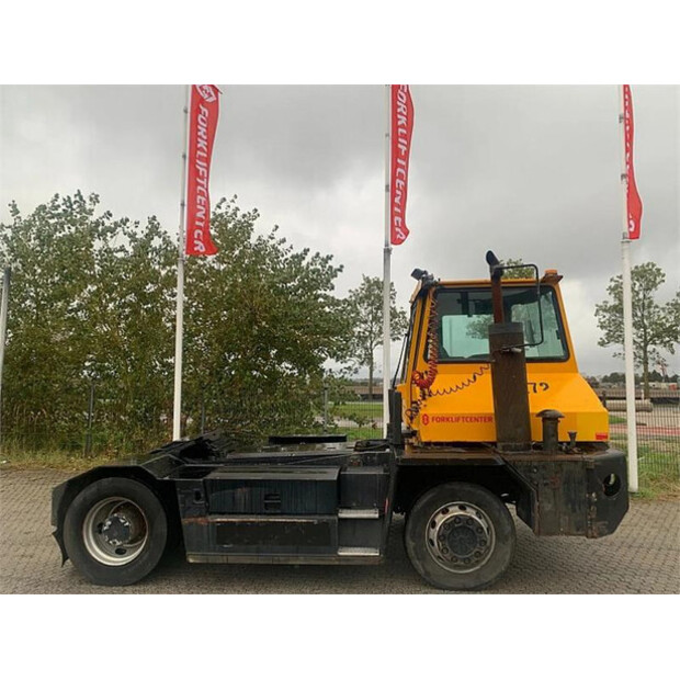 2000 Sisu TRX182A4L2C18-45008521