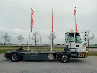 2013-terberg-bc182-1406488-45008530