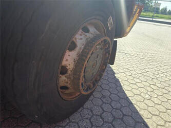 2011-terberg-rt223-1406492-45008589