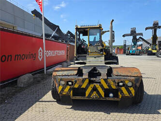 2011-terberg-rt223-1406494-45008620