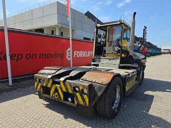 2011-terberg-rt223-1406494-45008622