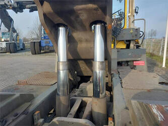 2010-terberg-rt282-1406495-45008642