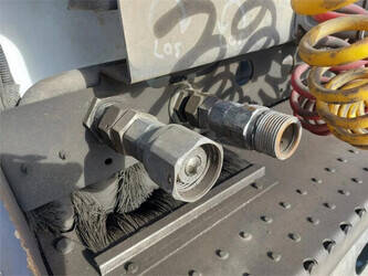 2011-terberg-rt283-1406502-45008730