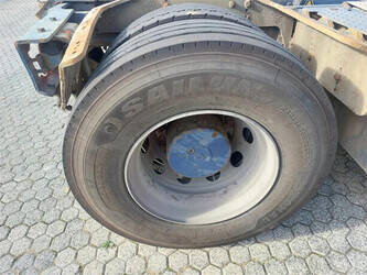 2011-terberg-rt283-1406502-45008735