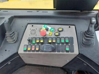 2011-terberg-rt323-45008761