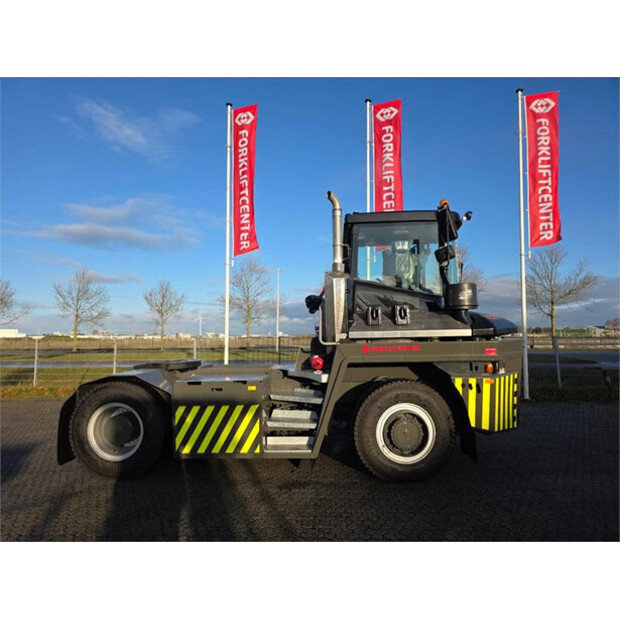 2025 Terberg RT403-45008799