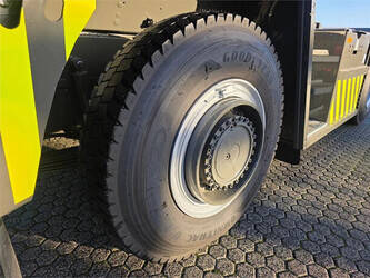 2025-terberg-rt403-45008813