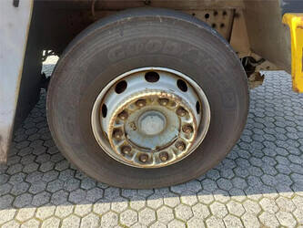 2014-terberg-tt223-1406509-45008869