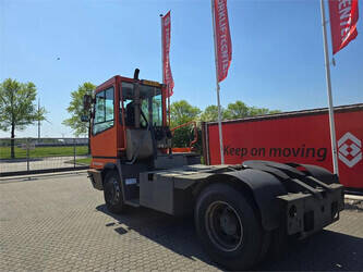 2013-terberg-yt182-1406511-45008904