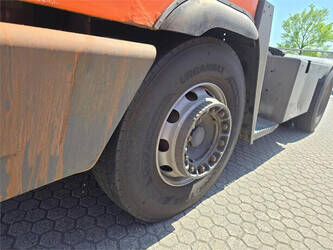 2013-terberg-yt182-1406511-45008909