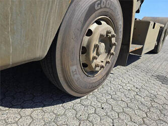 2008-terberg-yt182-1406514-45008956