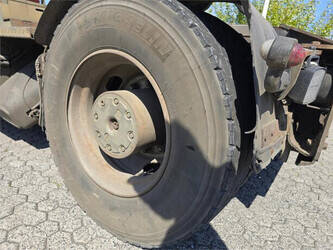 2008-terberg-yt182-1406514-45008959