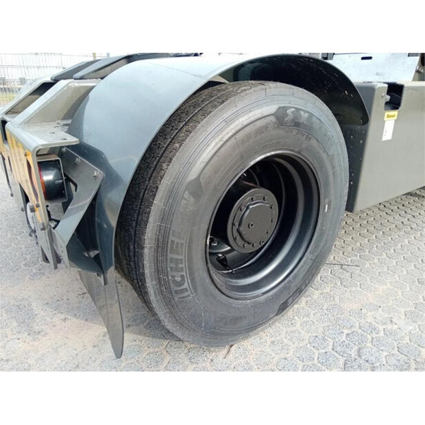 2024 Terberg YT220-45008986