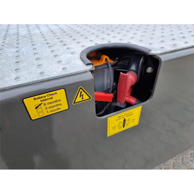 2024 Terberg YT220-45009013