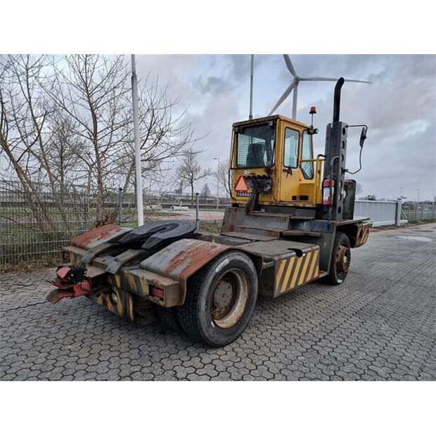 2002 Terberg YT220-45009069