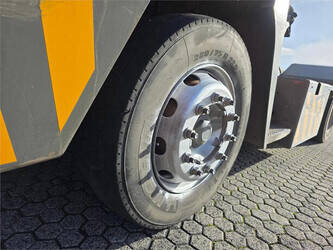 2013-terberg-yt222-1406525-45009134