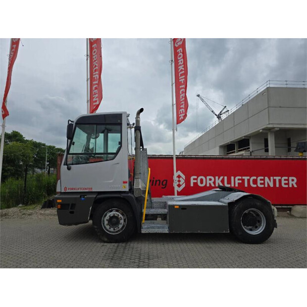 2022 تربيرغ YT223-45009160