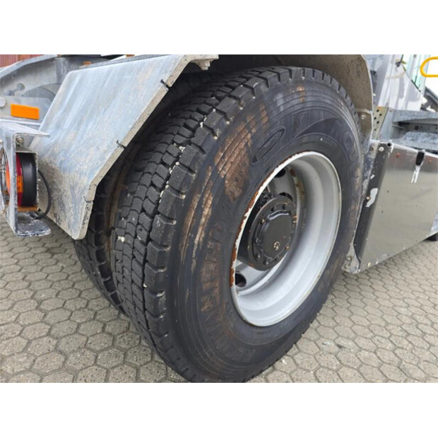 2022 تربيرغ YT223-45009169