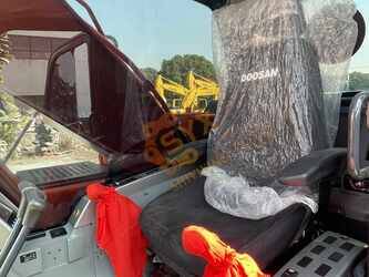 2023-doosan-dx225lc-1406527-45009602