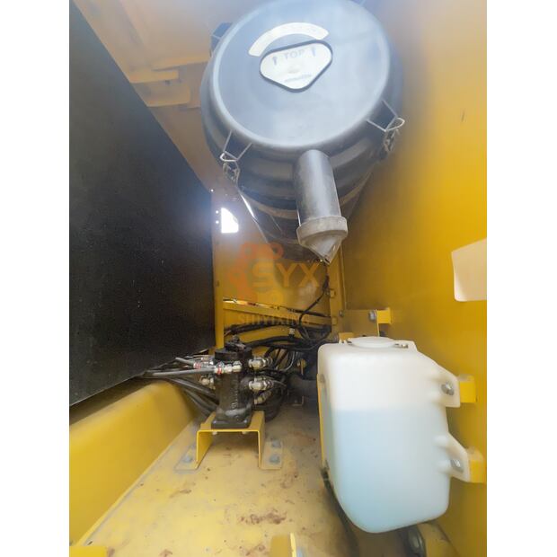 2021 Komatsu PC200-45009652