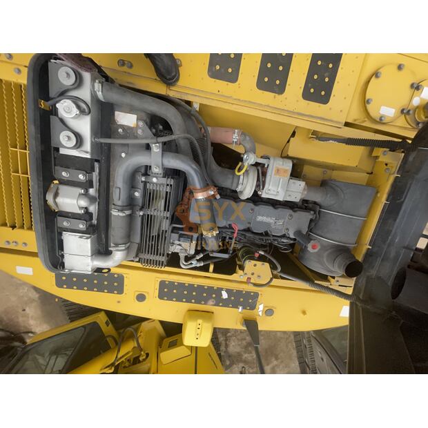 2021 Komatsu PC200-45009657