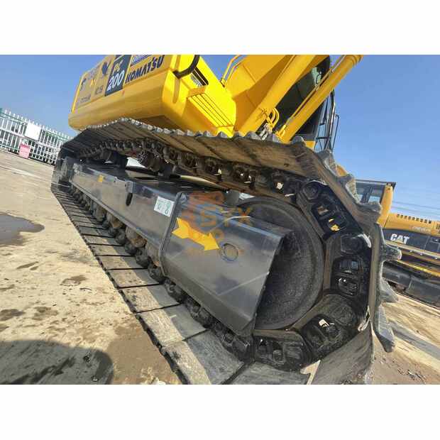 2022 Komatsu PC200-45009662