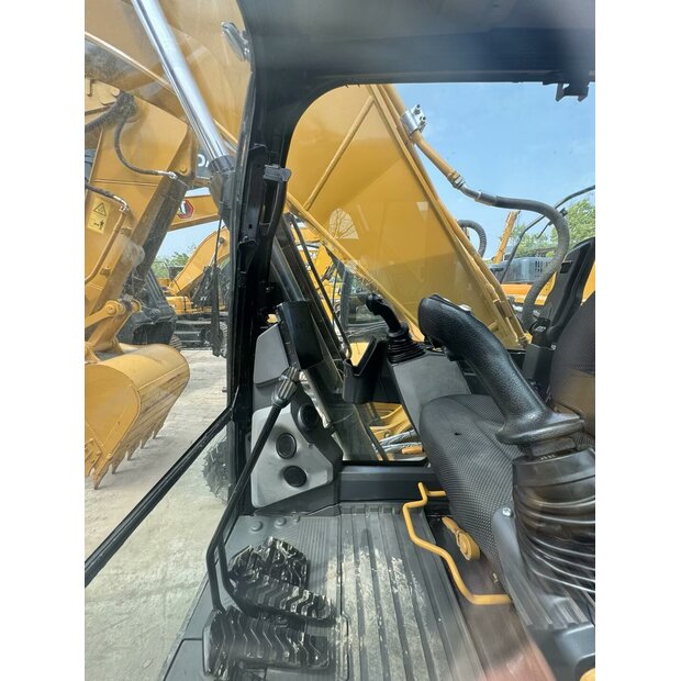 2024 Caterpillar 323GC-45009676