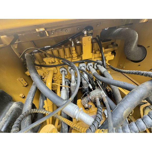2024 Caterpillar 323GC-45009681