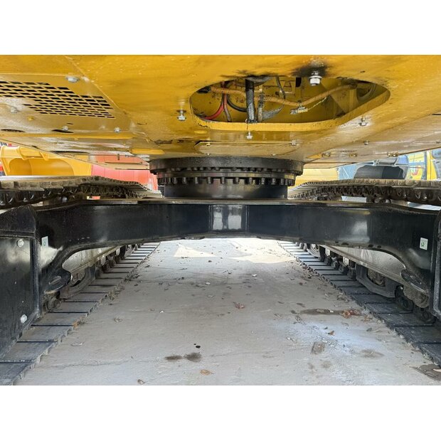2024 Caterpillar 323GC-45009695