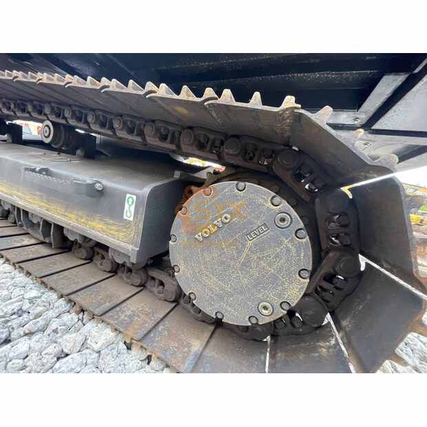 2022 Volvo EC240B-45009869