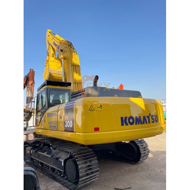 2023 Komatsu PC300-45009905