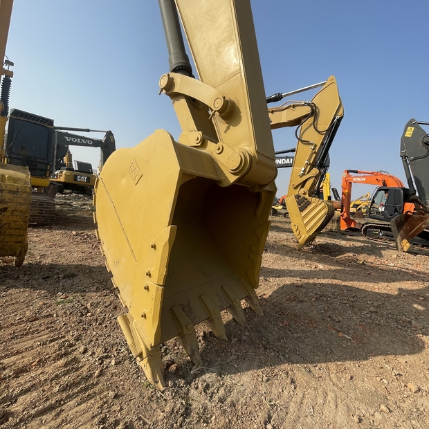 2023 كاتربيلر 349D2L-45010023