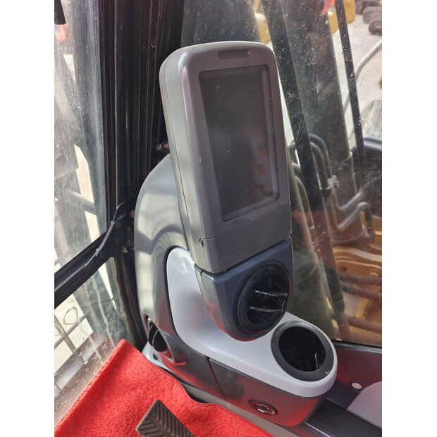 2024 Caterpillar 330D2L-45010206