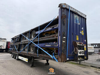 صورة ل مقطورات 2015 كرون N/A