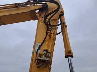 2018-komatsu-hb-365-lc-3-45010484