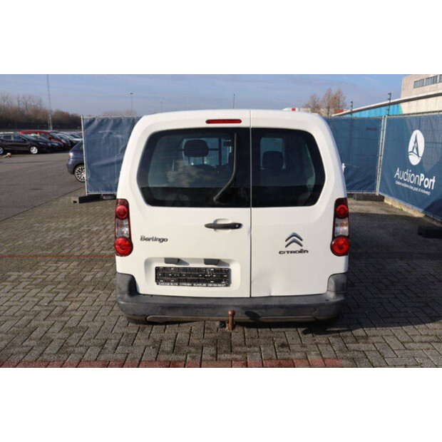 2017 سيتروين BERLINGO-45011019