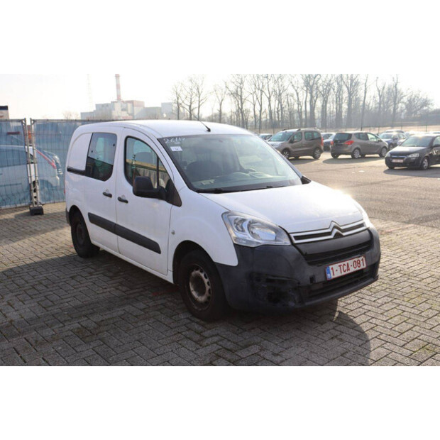 2017 سيتروين BERLINGO-45011021