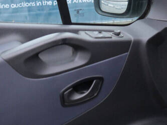 2016-opel-vivaro-cdti-45011115