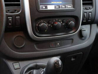 2016-opel-vivaro-cdti-45011124