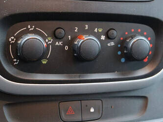 2016-opel-vivaro-cdti-45011126