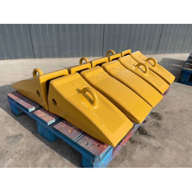 2022 Caterpillar 365-45011941