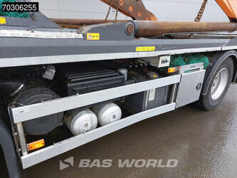 2021-renault-d-wide-380-1406703-45012476