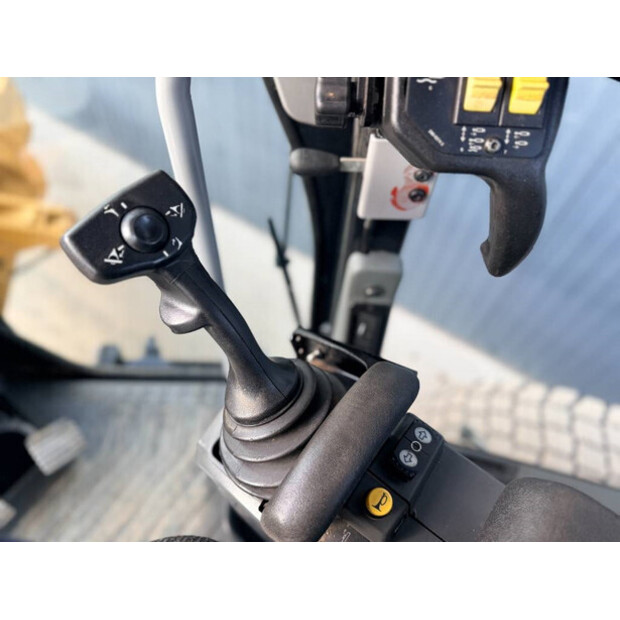 2017 كاتربيلر 140M3-45013372