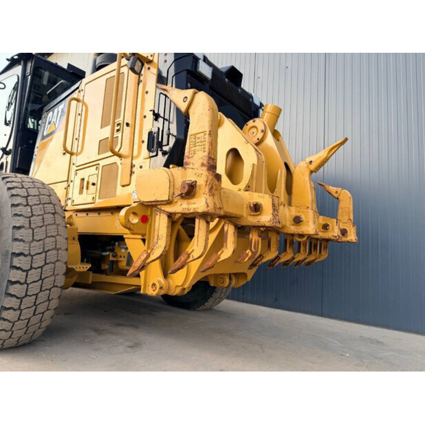 2017 كاتربيلر 140M3-45013383