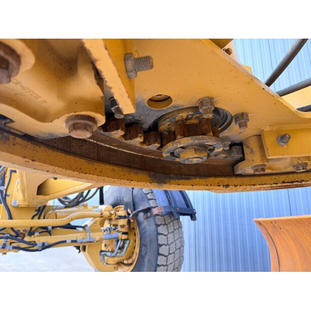 2017 كاتربيلر 140M3-45013389