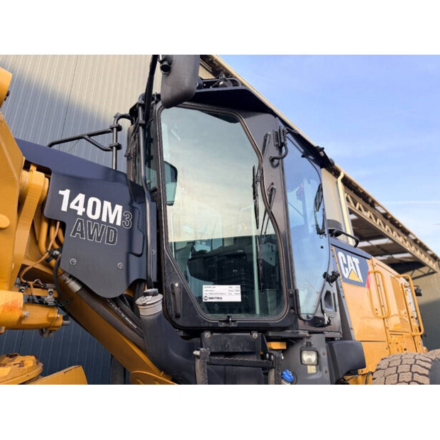 2017 كاتربيلر 140M3-45013400